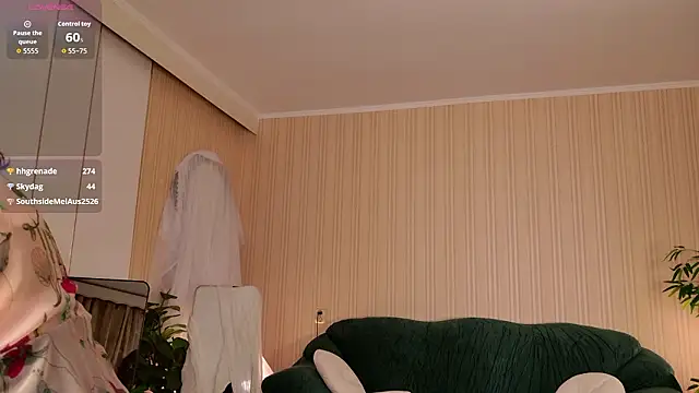 A_Lot_of_Bunny's cam snapshot