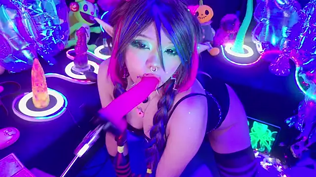 LaytonBox's cam snapshot