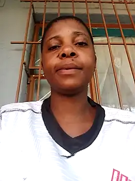 SexyMbali_01's cam snapshot