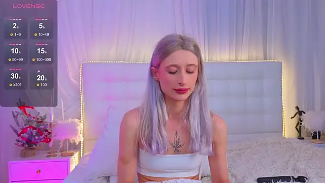 Monica_Leen's cam snapshot