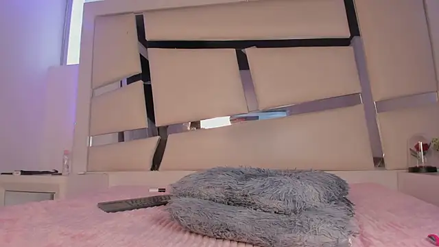 chrystal_js live sex cam