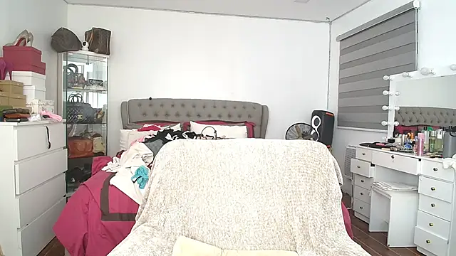 aya_saki live sex cam