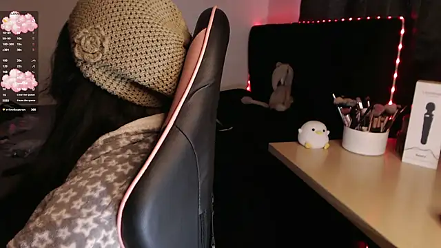 Theprojectsaraa live sex cam