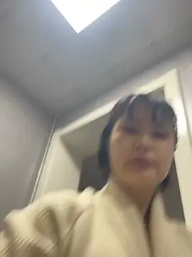 940940_1688's cam snapshot