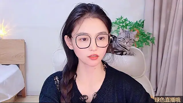 Coco-Sweetie live sex cam