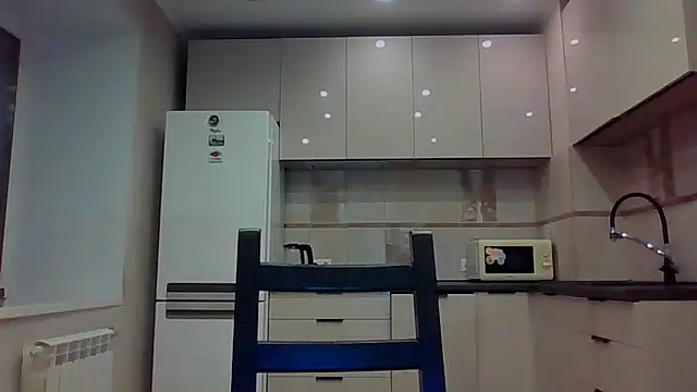 Dianasi's cam snapshot