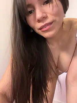 LalieFR live sex cam