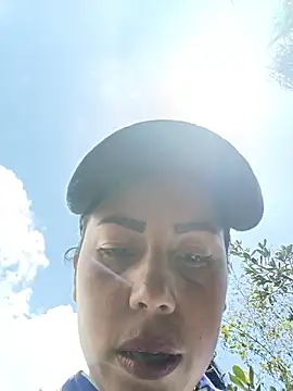 _andrea30 live sex cam