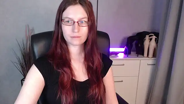 emmaxDelight's cam snapshot