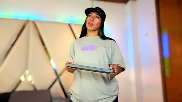 MeelFox's cam snapshot