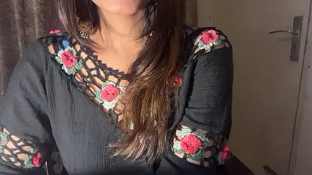 Cupid_of_Hearts's cam snapshot