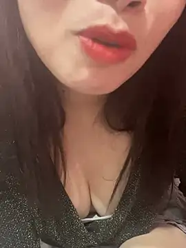 Thu_yaha live sex cam