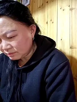 yoowwmr's cam snapshot