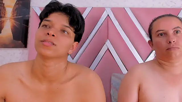 natasha_and_zoe's cam snapshot