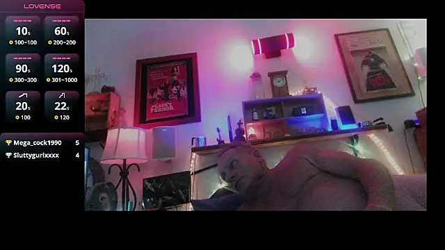 Pussyeat2please's cam snapshot