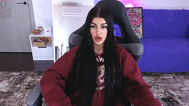 Tiffany_lab's cam snapshot