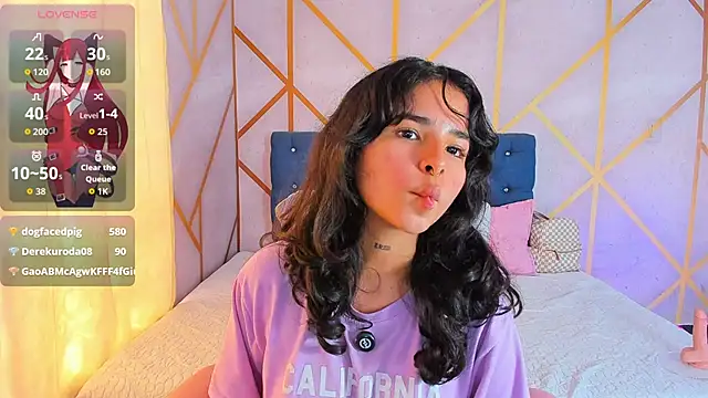 _vaiolet_owo's cam snapshot