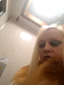 martachatte's cam snapshot