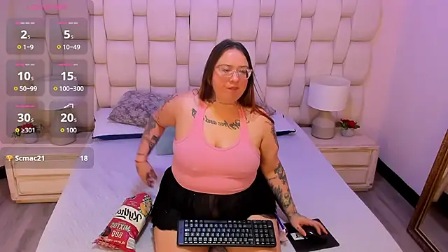 MiaYMolly live sex cam