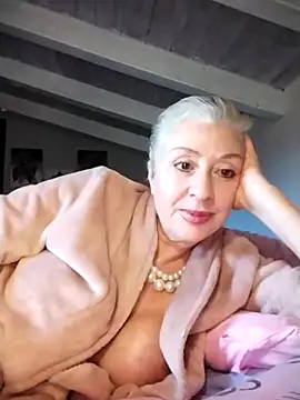 divinaerotica live sex cam