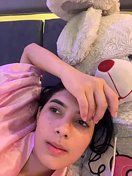 Doll_Alaia_'s cam snapshot