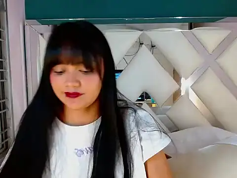 Kaytlin_James's cam snapshot