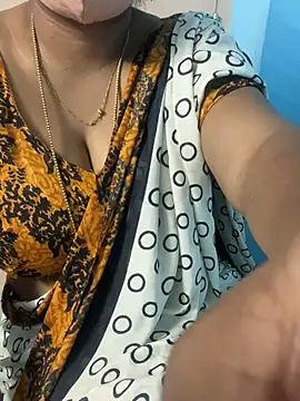 monal_95's cam snapshot