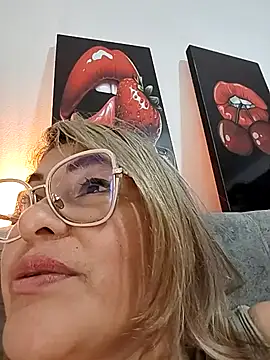 AlexxiaaMat live sex cam