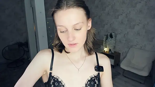 LianneBynon's cam snapshot