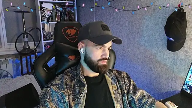 _Mostly_'s cam snapshot