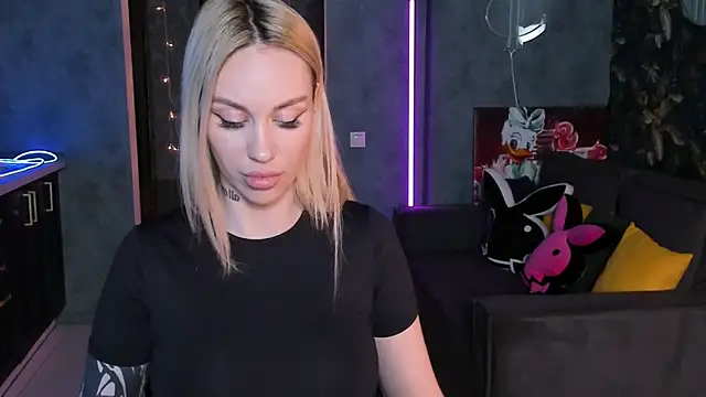 Blckmirrorr's cam snapshot