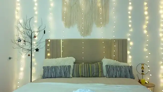 Real_cutie1's cam snapshot