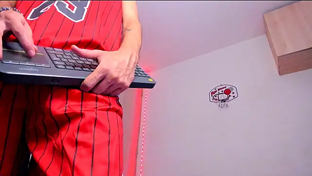 Samuel_Suarez live sex cam