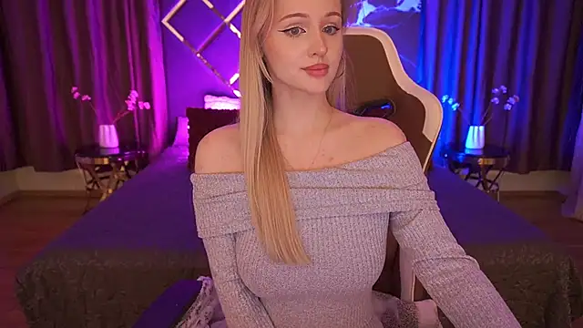 LylaYeess's cam snapshot