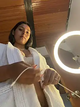 Cami_Leon2 live sex cam