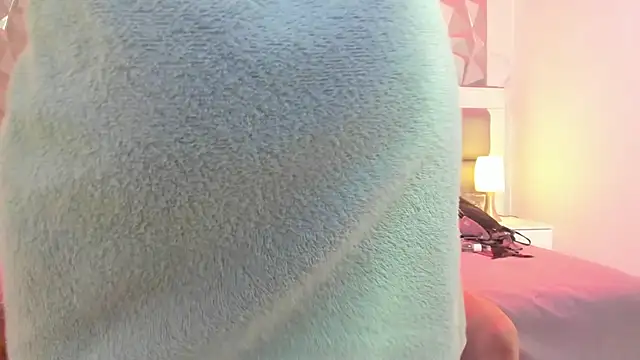 LhiayOliver's cam snapshot