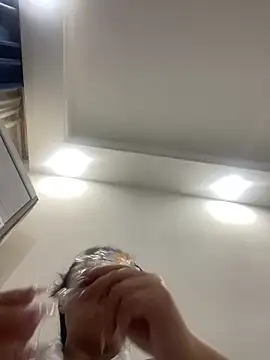 Youyou_12's cam snapshot