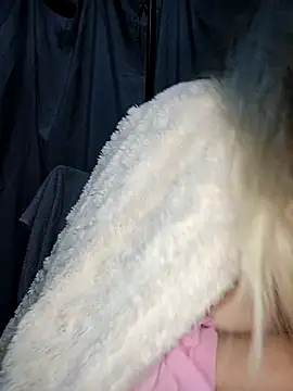 dolcehelena993's cam snapshot