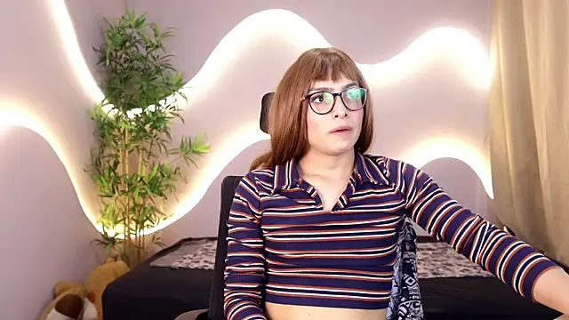 simone_sky live sex cam