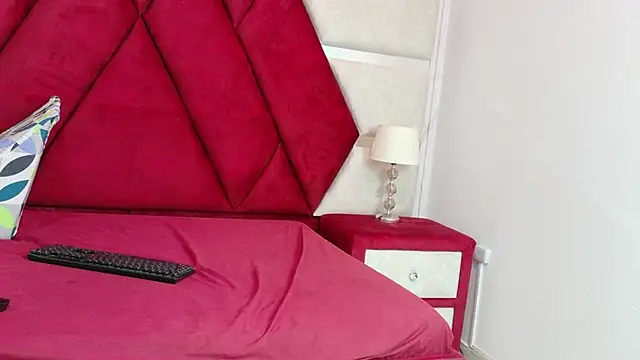 Kity_spiderr live sex cam