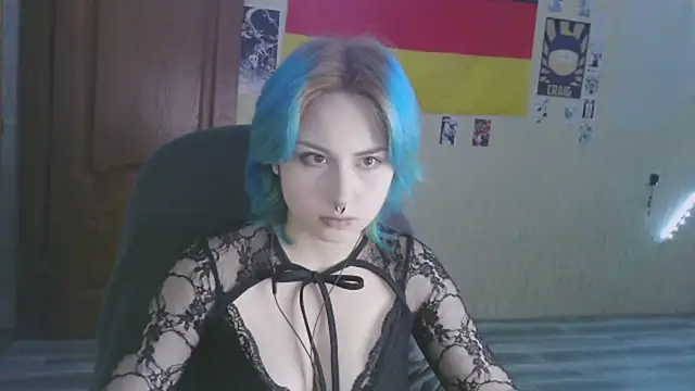 LeisaHopperstad's cam snapshot