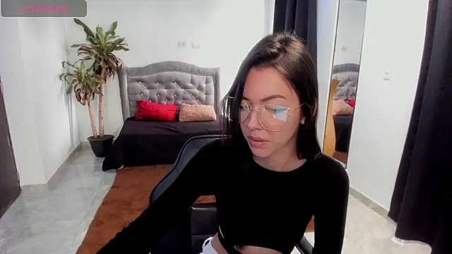 fox_valerie's cam snapshot