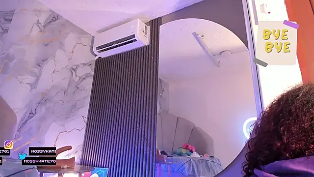 Katemoss70 live sex cam