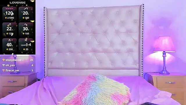 emily_jk's cam snapshot