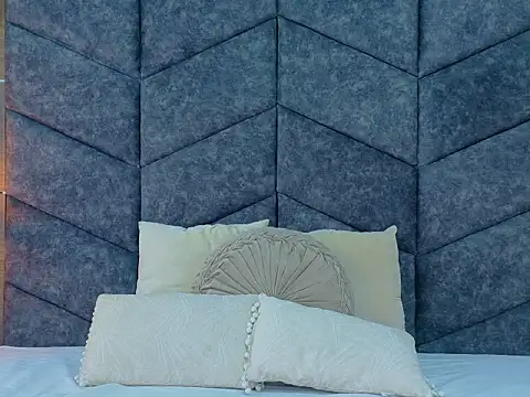 AnnieRouse__'s cam snapshot