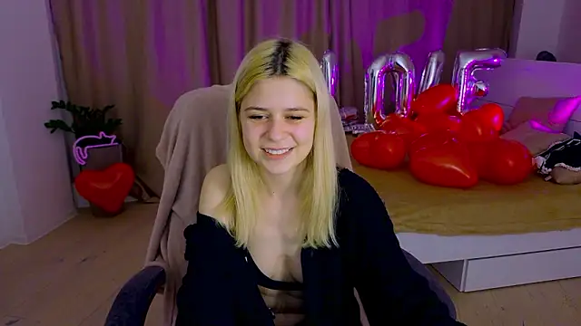 ApheliaStar's cam snapshot