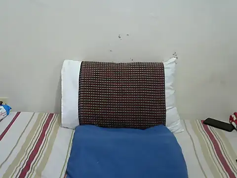 Rasta_tattooed's cam snapshot