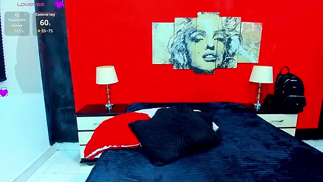 Cora_222's cam snapshot