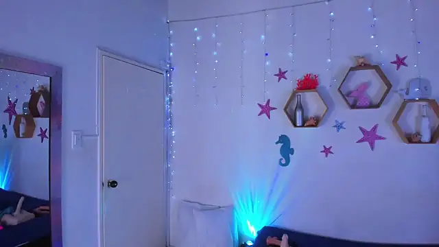 Tanissha_curly's cam snapshot