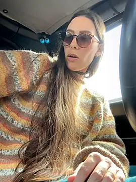 lil_martian's cam snapshot